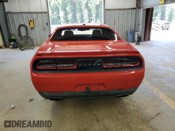 ✅ 2015 Dodge Challenger SXT • VIN: 2C3CDZAG1FH708199 • Lot: 70559644. Wystawiony na Copart z przebiegiem 222 802 mil. Bezpłatny archiwum sprzedaży aukcyjnych z USA i szczegółowy raport historii pojazdu na DreamBid. Zdjęcie 6.