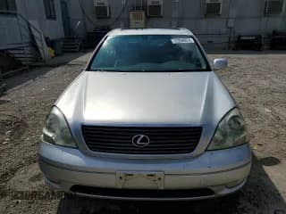 ✅ 2002 Lexus LS 430 • VIN: JTHBN30F420063619 • Лот: 72288074. Опубликован ранее на Copart с пробегом 177 313 миль. Бесплатный доступ к архиву аукционных продаж из США и подробный отчёт об истории автомобиля на DreamBid. Изображение 5.
