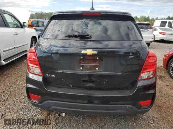 2020 Chevrolet Trax LS with VIN KL7CJKSB7LB319034, listed as a Copart auction lot 70152985 with 42,310 mi miles and Salvage title. Bid and sale history available at DreamBid. Image 6.