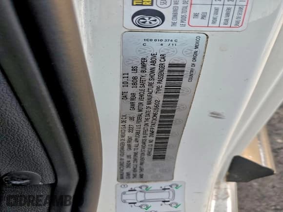 ✅ 2012 Volkswagen Beetle Entry • VIN: 3VWFP7AT3CM615602 • Lot: 93247555. Listed on Copart with 121,304 mi. Free auction sales archive from the USA and detailed vehicle history report at DreamBid. Image 12.