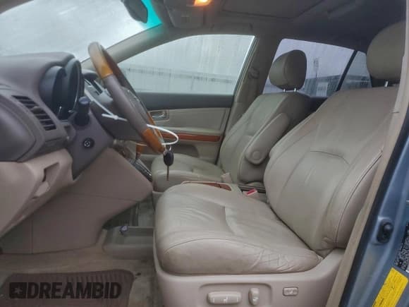 ✅ 2004 Lexus RX 330 • VIN: JTJGA31U740012552 • Lot: 94404585. Listed on Copart with 168,832 mi. Free auction sales archive from the USA and detailed vehicle history report at DreamBid. Image 7.