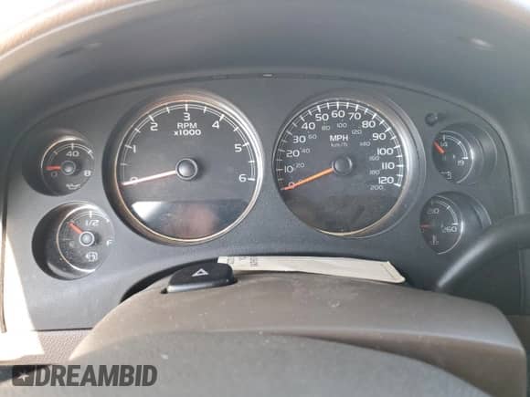 2010 Chevrolet Suburban LT z VIN 1GNUKJE33AR260045, wystawiony jako Copart lot #71088865 z przebiegiem Nie podano mil oraz Szkoda całkowita • Salvage title. Historia ofert i sprzedaży dostępna na DreamBid. Obrazek 9.