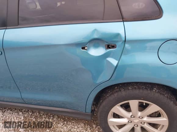 2014 Mitsubishi Outlander ES с VIN 4A4AP3AUXEE002604, выставлен на аукционе IAAI как лот 43356071 с пробегом 102 875 миль миль и . История ставок и продаж доступна на DreamBid. Изображение 6.