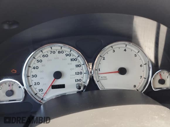 ✅ 2004 Saturn VUE V6 • VIN: 5GZCZ53474S845564 • Лот: 71248575. Опубликован ранее на Copart с пробегом 206 537 миль. Бесплатный доступ к архиву аукционных продаж из США и подробный отчёт об истории автомобиля на DreamBid. Изображение 9.