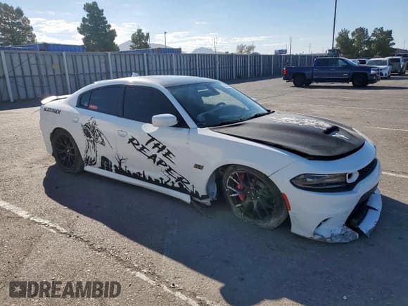 ✅ 2019 Dodge Charger Scat Pack • VIN: 2C3CDXGJ0KH728347 • Лот: 82259615. Опубликован ранее на Copart с пробегом 68 735 миль. Бесплатный доступ к архиву аукционных продаж из США и подробный отчёт об истории автомобиля на DreamBid. Изображение 4.