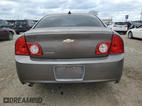 ✅ 2012 Chevrolet Malibu 1LS • VIN: 1G1ZB5E00CF262618 • Lot: 78260944. Wystawiony na Copart z przebiegiem Nie podano. Bezpłatny archiwum sprzedaży aukcyjnych z USA i szczegółowy raport historii pojazdu na DreamBid. Zdjęcie 6.