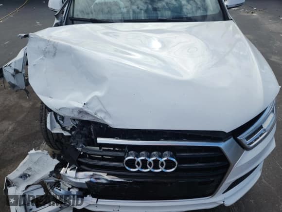 ✅ 2018 Audi Q3 Premium Plus • VIN: WA1HCCFS0JR033382 • Lot: 65125085. Wystawiony na Copart z przebiegiem 35 314 mil. Bezpłatny archiwum sprzedaży aukcyjnych z USA i szczegółowy raport historii pojazdu na DreamBid. Zdjęcie 11.