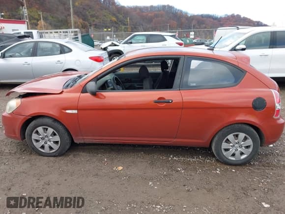 ✅ 2009 Hyundai Accent Auto GS • VIN: KMHCM36CX9U113072 • Lot: 43737816. Listed on IAAI with Not provided. Free auction sales archive from the USA and detailed vehicle history report at DreamBid. Image 14.
