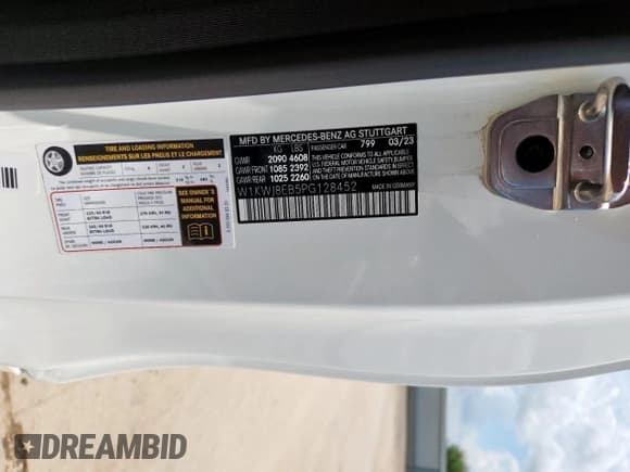 ✅ 2023 Mercedes-Benz C 300 • VIN: W1KWJ8EB5PG128452 • Lot: 64241155. Wystawiony na Copart z przebiegiem 16 972 mil. Bezpłatny archiwum sprzedaży aukcyjnych z USA i szczegółowy raport historii pojazdu na DreamBid. Zdjęcie 12.