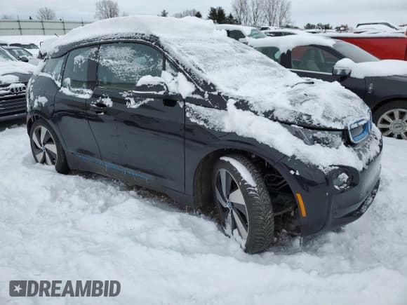 ✅ 2017 BMW i3 • VIN: WBY1Z8C32HV890917 • Lot: 38858423. Listed on Copart with Not provided. Free auction sales archive from the USA and detailed vehicle history report at DreamBid. Image 4.
