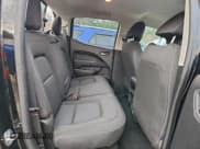 ✅ 2018 Chevrolet Colorado 4WD LT • VIN: 1GCGTCEN9J1321395 • Lot: 90218185. Wystawiony na Copart z przebiegiem 64 382 mil. Bezpłatny archiwum sprzedaży aukcyjnych z USA i szczegółowy raport historii pojazdu na DreamBid. Zdjęcie 10.