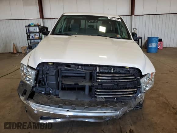 2018 Ram 1500 SLT z VIN 1C6RR7GT2JS209954, wystawiony jako Copart lot #69833794 z przebiegiem 90 671 mil mil oraz Szkoda całkowita • Salvage title. Historia ofert i sprzedaży dostępna na DreamBid. Obrazek 5.