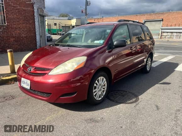 2009 Toyota Sienna LE with VIN 5TDBK23CX9S025194, listed as a Copart auction lot 89545555 with 203,734 mi miles and Clean title. Bid and sale history available at DreamBid. Image 2.