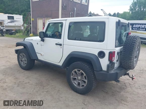 ✅ 2016 Jeep Wrangler Rubicon • VIN: 1C4HJWCG5GL236700 • Lot: 42472940. Wystawiony na IAAI z przebiegiem 67 759 mil. Bezpłatny archiwum sprzedaży aukcyjnych z USA i szczegółowy raport historii pojazdu na DreamBid. Zdjęcie 3.