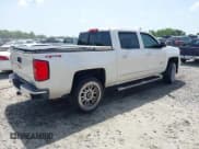 ✅ 2015 Chevrolet Silverado 1500 High Country • VIN: 3GCUKTEJ0FG443056 • Лот: 42172079. Опубликован ранее на IAAI с пробегом 147 797 миль. Бесплатный доступ к архиву аукционных продаж из США и подробный отчёт об истории автомобиля на DreamBid. Изображение 4.