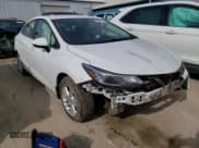 ✅ 2018 Chevrolet Cruze LT • VIN: 1G1BE5SM1J7217467 • Lot: 40947813. Listed on Copart with 53,841 mi. Free auction sales archive from the USA and detailed vehicle history report at DreamBid. Image 4.