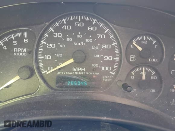 ✅ 2000 Chevrolet Suburban LS • VIN: 3GNFK16T6YG115678 • Лот: 42557069. Опубликован ранее на IAAI с пробегом 286 045 миль. Бесплатный доступ к архиву аукционных продаж из США и подробный отчёт об истории автомобиля на DreamBid. Изображение 7.