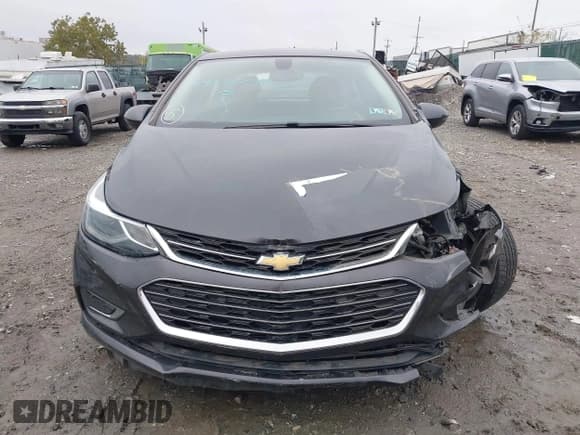 ✅ 2017 Chevrolet Cruze Premier • VIN: 1G1BF5SM6H7198275 • Lot: 43436246. Listed on IAAI with 24,435 mi. Free auction sales archive from the USA and detailed vehicle history report at DreamBid. Image 12.
