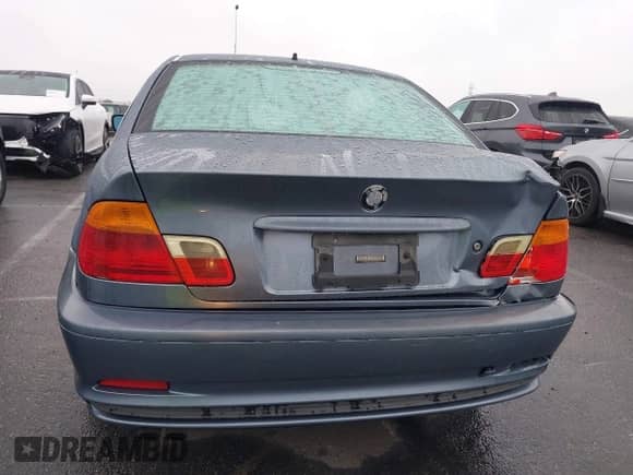 2000 BMW 3 Series 323Ci с VIN WBABM3348YJN80646, выставлен на аукционе IAAI как лот 41560077 с пробегом 230 422 миль миль и . История ставок и продаж доступна на DreamBid. Изображение 16.