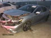✅ 2019 Toyota Camry SE • VIN: 4T1B11HK9KU298380 • Лот: 43852002. Опубликован ранее на IAAI с пробегом 113 654 миль. Бесплатный доступ к архиву аукционных продаж из США и подробный отчёт об истории автомобиля на DreamBid. Изображение 2.