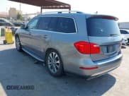 ✅ 2016 Mercedes-Benz GL 450 • VIN: 4JGDF6EE6GA701231 • Лот: 42686866. Опубликован ранее на IAAI с пробегом 83 084 миль. Бесплатный доступ к архиву аукционных продаж из США и подробный отчёт об истории автомобиля на DreamBid. Изображение 3.