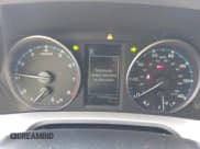 ✅ 2018 Toyota RAV4 XLE • VIN: JTMWFREV1JD113984 • Лот: 43257691. Опубликован ранее на IAAI с пробегом 154 950 миль. Бесплатный доступ к архиву аукционных продаж из США и подробный отчёт об истории автомобиля на DreamBid. Изображение 14.