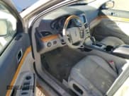 ✅ 2011 Lincoln MKT • VIN: 2LMHJ5AR4BBJ52178 • Lot: 91028925. Wystawiony na Copart z przebiegiem 126 708 mil. Bezpłatny archiwum sprzedaży aukcyjnych z USA i szczegółowy raport historii pojazdu na DreamBid. Zdjęcie 8.