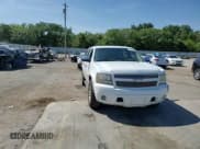 ✅ 2009 Chevrolet Suburban LTZ • VIN: 1GNFC36J29R300643 • Lot: 81653145. Wystawiony na Copart z przebiegiem 213 084 mil. Bezpłatny archiwum sprzedaży aukcyjnych z USA i szczegółowy raport historii pojazdu na DreamBid. Zdjęcie 14.
