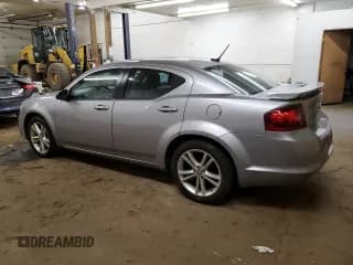 ✅ 2013 Dodge Avenger SE V6 • VIN: 1C3CDZAG2DN717742 • Лот: 80430474. Опубликован ранее на Copart с пробегом 145 122 миль. Бесплатный доступ к архиву аукционных продаж из США и подробный отчёт об истории автомобиля на DreamBid. Изображение 2.