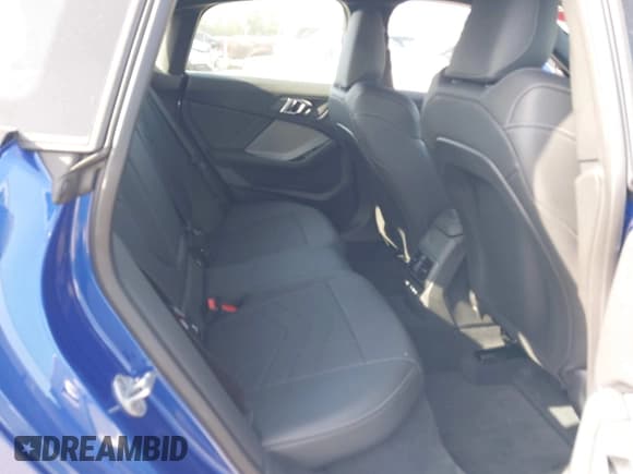 ✅ 2025 BMW 2 Series 228i xDrive • VIN: WBA23GG07S7T18509 • Lot: 42500562. Listed on IAAI with 524 mi. Free auction sales archive from the USA and detailed vehicle history report at DreamBid. Image 8.