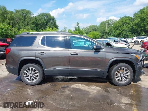 ✅ 2019 GMC Acadia SLE • VIN: 1GKKNSLA3KZ264231 • Lot: 42441331. Wystawiony na IAAI z przebiegiem 94 832 mil. Bezpłatny archiwum sprzedaży aukcyjnych z USA i szczegółowy raport historii pojazdu na DreamBid. Zdjęcie 13.