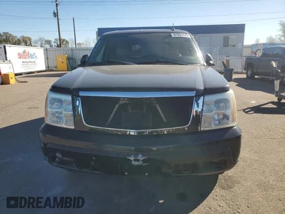 ✅ 2003 Cadillac Escalade • VIN: 1GYEK63N83R171342 • Lot: 91251175. Listed on Copart with 251,115 mi. Free auction sales archive from the USA and detailed vehicle history report at DreamBid. Image 5.