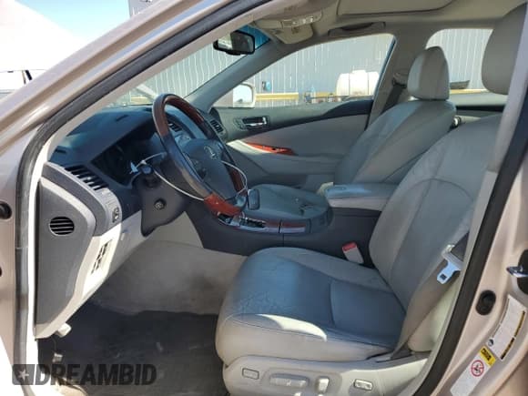 ✅ 2007 Lexus ES 330 • VIN: JTHBJ46G572124621 • Lot: 89864915. Wystawiony na Copart z przebiegiem 129 419 mil. Bezpłatny archiwum sprzedaży aukcyjnych z USA i szczegółowy raport historii pojazdu na DreamBid. Zdjęcie 7.