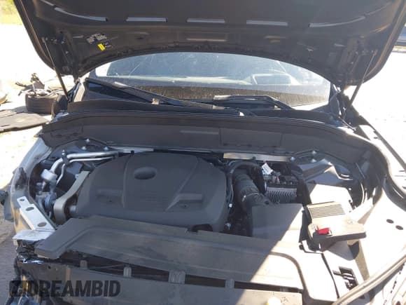 ✅ 2022 Volvo XC90 Momentum • VIN: YV4A221K0N1802153 • Lot: 43078070. Wystawiony na IAAI z przebiegiem 23 631 mil. Bezpłatny archiwum sprzedaży aukcyjnych z USA i szczegółowy raport historii pojazdu na DreamBid. Zdjęcie 10.