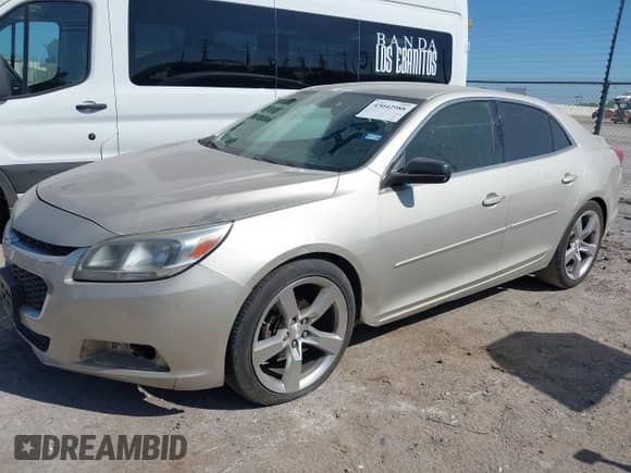 2015 Chevrolet Malibu LS with VIN 1G11A5SL7FF322350, listed as a IAAI auction lot 43042988 with 198,480 mi miles and . Bid and sale history available at DreamBid. Image 2.