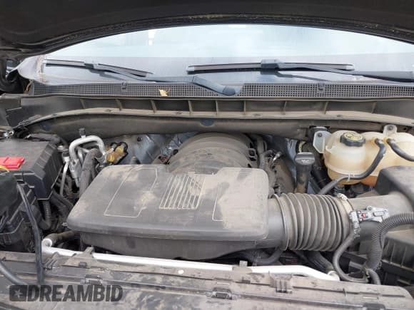 ✅ 2022 Chevrolet Suburban LT • VIN: 1GNSCCKD7NR265722 • Lot: 43502209. Wystawiony na IAAI z przebiegiem 56 391 mil. Bezpłatny archiwum sprzedaży aukcyjnych z USA i szczegółowy raport historii pojazdu na DreamBid. Zdjęcie 10.