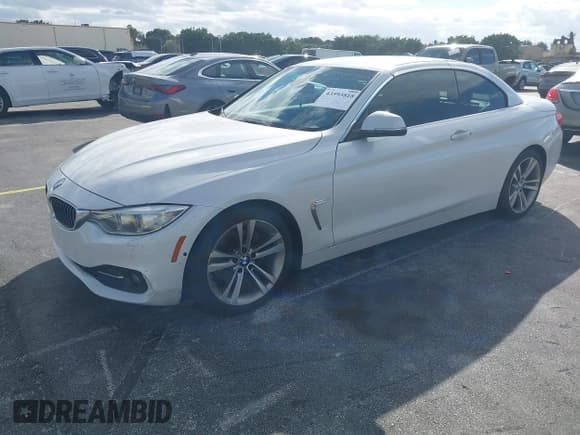 ✅ 2015 BMW 4 Series 428i • VIN: WBA3V5C53FP752873 • Lot: 43593818. Wystawiony na IAAI z przebiegiem 113 389 mil. Bezpłatny archiwum sprzedaży aukcyjnych z USA i szczegółowy raport historii pojazdu na DreamBid. Zdjęcie 19.