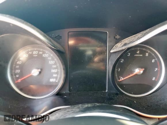 ✅ 2016 Mercedes-Benz C 300 • VIN: 55SWF4JB8GU102897 • Lot: 83801015. Wystawiony na Copart z przebiegiem Nie podano. Bezpłatny archiwum sprzedaży aukcyjnych z USA i szczegółowy raport historii pojazdu na DreamBid. Zdjęcie 9.