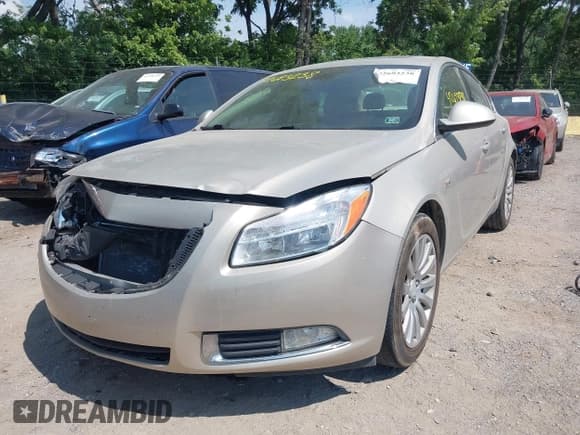 ✅ 2011 Buick Regal CXL RL2 • VIN: 2G4GP5EC0B9173192 • Lot: 42693238. Listed on IAAI with 86,965 mi. Free auction sales archive from the USA and detailed vehicle history report at DreamBid. Image 6.