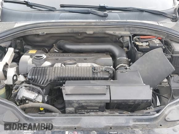 ✅ 2016 Volvo XC60 T5 Premier • VIN: YV4612RK1G2863277 • Lot: 43655821. Wystawiony na IAAI z przebiegiem 89 783 mil. Bezpłatny archiwum sprzedaży aukcyjnych z USA i szczegółowy raport historii pojazdu na DreamBid. Zdjęcie 10.