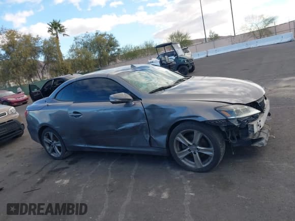 ✅ 2012 Lexus IS 250 C • VIN: JTHFF2C28C2523131 • Lot: 43852740. Listed on IAAI with 156,061 mi. Free auction sales archive from the USA and detailed vehicle history report at DreamBid. Image 13.