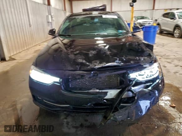 ✅ 2016 BMW 3 Series 328i • VIN: WBA8E9G51GNT84102 • Lot: 96172835. Wystawiony na Copart z przebiegiem 122 615 mil. Bezpłatny archiwum sprzedaży aukcyjnych z USA i szczegółowy raport historii pojazdu na DreamBid. Zdjęcie 5.