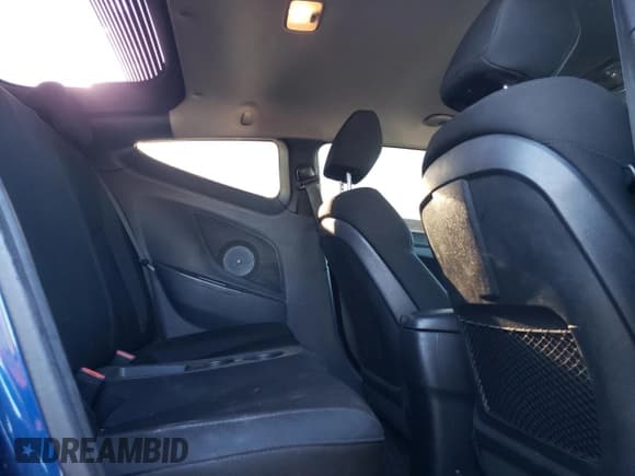 ✅ 2017 Hyundai Veloster • VIN: KMHTC6AD6HU307620 • Lot: 49463945. Wystawiony na Copart z przebiegiem 148 700 mil. Bezpłatny archiwum sprzedaży aukcyjnych z USA i szczegółowy raport historii pojazdu na DreamBid. Zdjęcie 10.