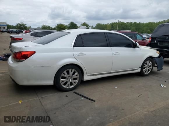 ✅ 2011 Toyota Avalon • VIN: 4T1BK3DBXBU409078 • Lot: 69672405. Listed on Copart with 131,870 mi. Free auction sales archive from the USA and detailed vehicle history report at DreamBid. Image 3.