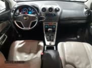 ✅ 2013 Chevrolet Captiva Sport LTZ • VIN: 3GNAL4EK3DS612499 • Lot: 46884585. Wystawiony na Copart z przebiegiem 58 086 mil. Bezpłatny archiwum sprzedaży aukcyjnych z USA i szczegółowy raport historii pojazdu na DreamBid. Zdjęcie 8.