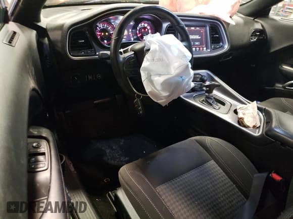 ✅ 2020 Dodge Challenger SXT • VIN: 2C3CDZAG9LH222591 • Lot: 36818784. Wystawiony na Copart z przebiegiem 22 772 mil. Bezpłatny archiwum sprzedaży aukcyjnych z USA i szczegółowy raport historii pojazdu na DreamBid. Zdjęcie 8.