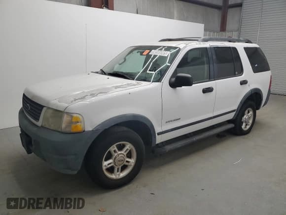 ✅ 2005 Ford Explorer XLS • VIN: 1FMZU62K85UA45423 • Lot: 50586585. Listed on Copart with Not provided. Free auction sales archive from the USA and detailed vehicle history report at DreamBid. Image 1.
