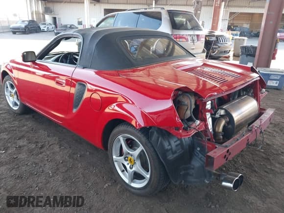 ✅ 2001 Toyota MR2 • VIN: JTDFR320510023600 • Lot: 42598797. Listed on IAAI with 64,036 mi. Free auction sales archive from the USA and detailed vehicle history report at DreamBid. Image 3.