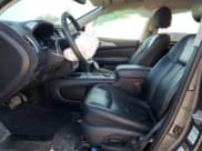 ✅ 2018 Nissan Pathfinder S • VIN: 5N1DR2MM7JC640802 • Лот: 89190145. Опубликован ранее на Copart с пробегом 129 656 миль. Бесплатный доступ к архиву аукционных продаж из США и подробный отчёт об истории автомобиля на DreamBid. Изображение 7.