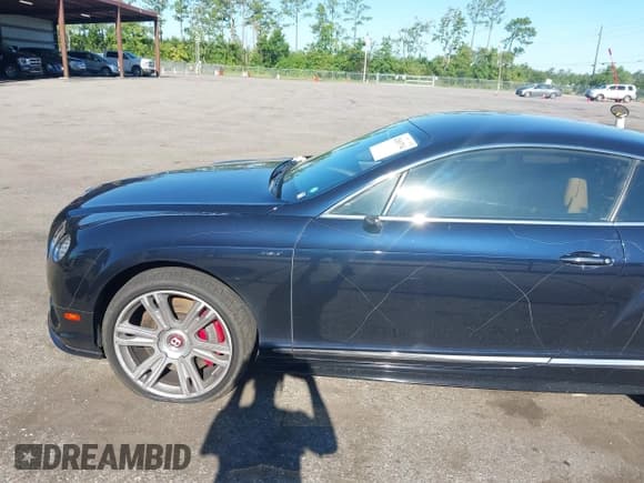 ✅ 2015 Bentley Continental GT • VIN: SCBFH7ZA0FC049703 • Lot: 42803794. Listed on IAAI with 85,149 mi. Free auction sales archive from the USA and detailed vehicle history report at DreamBid. Image 6.